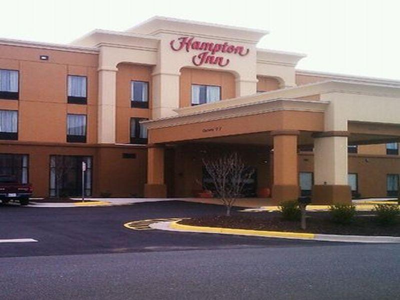 Hampton Inn Dahlgren Eksteriør bilde