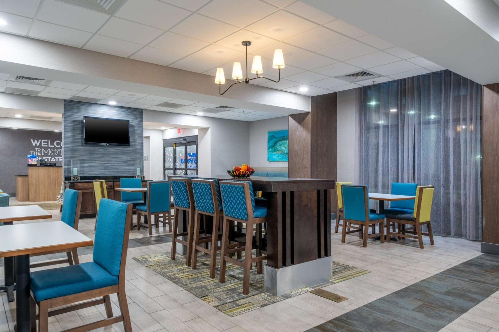 Hampton Inn Dahlgren Eksteriør bilde
